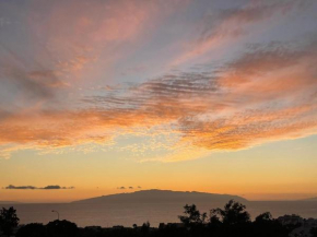 Sunset & Ocean View Two Bedroom Apartment